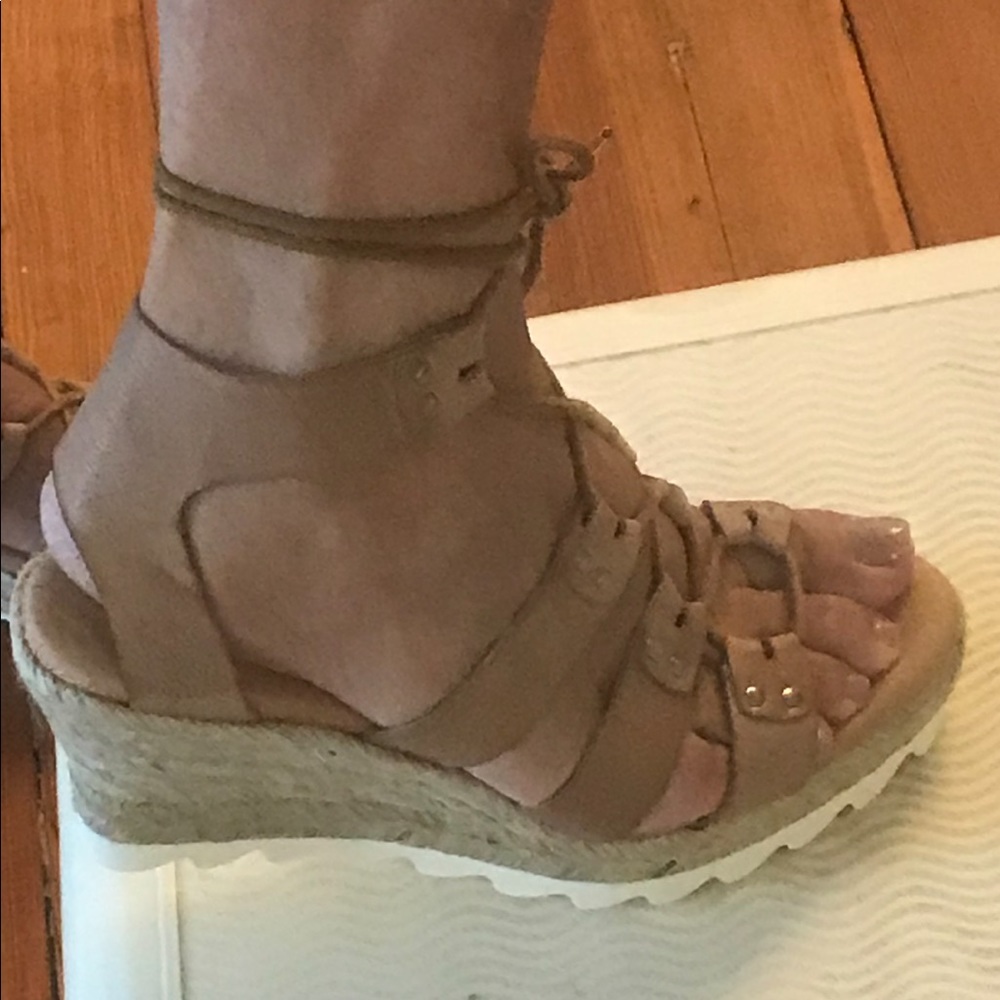 Agilis Barcelona Platform Lace-up Espadrille
